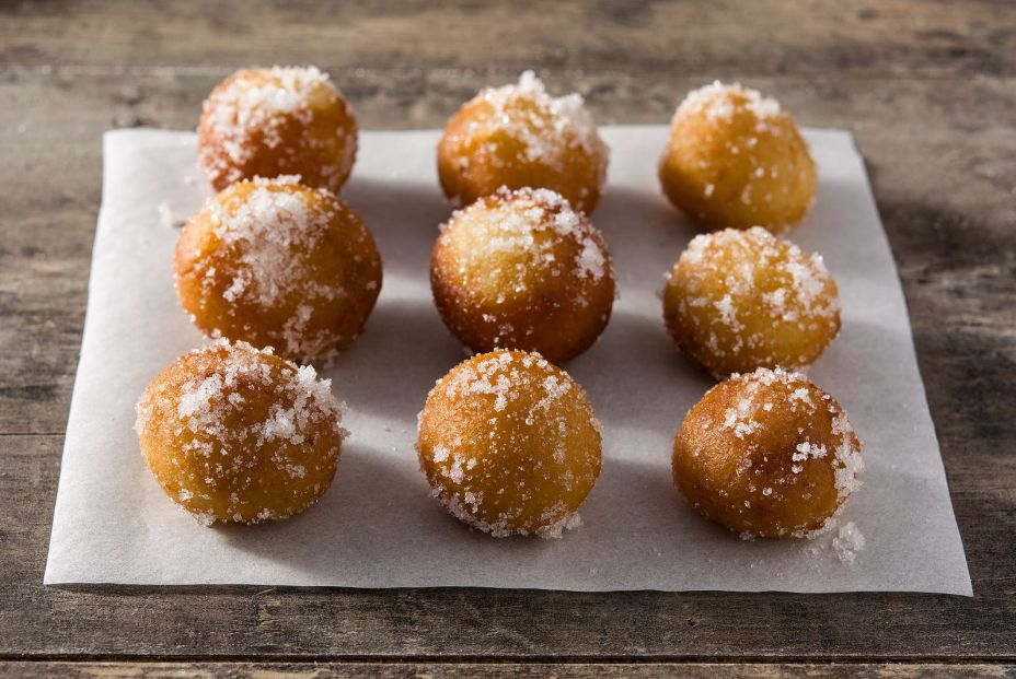 Receta de buñuelos de todos los santos rellenos. Foto: bigstock