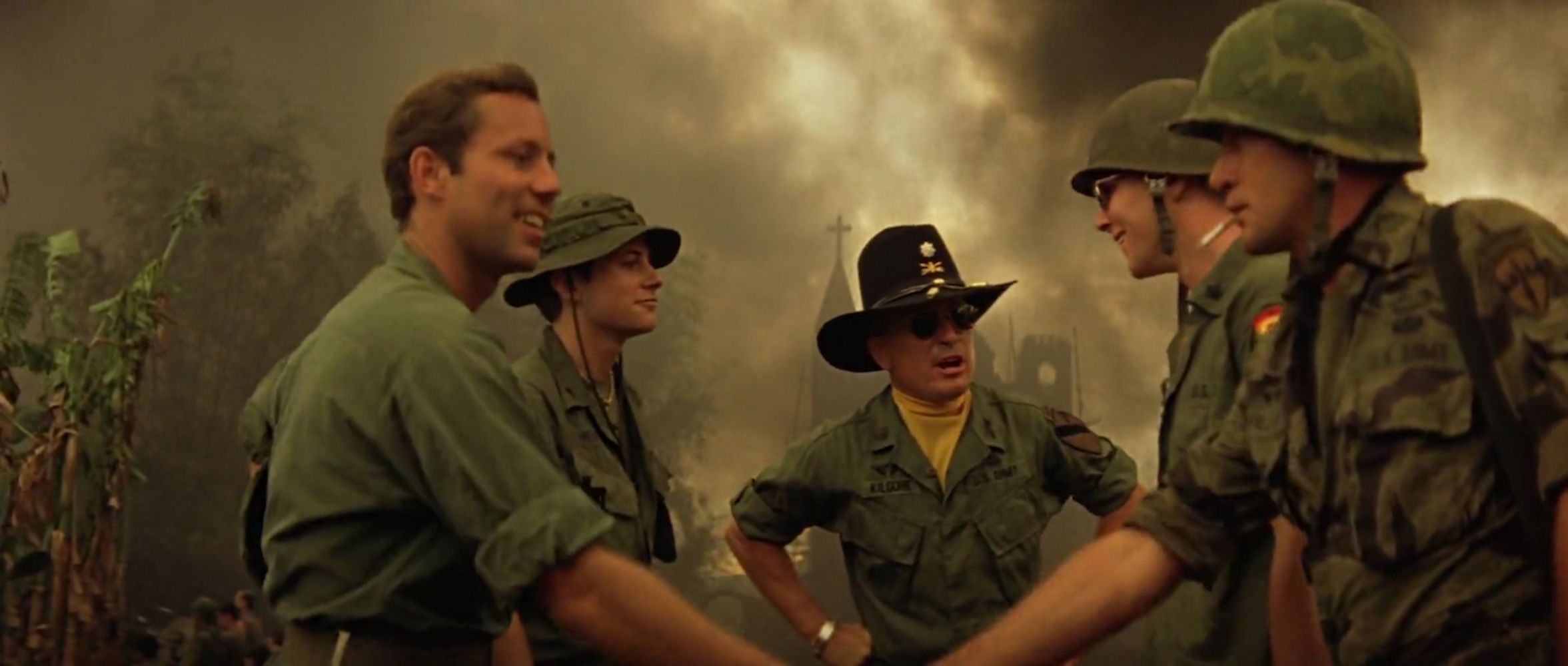 Escena de 'Apocalypse Now' (1979) (Vittorio Storaro   © Zoetrope Studios)