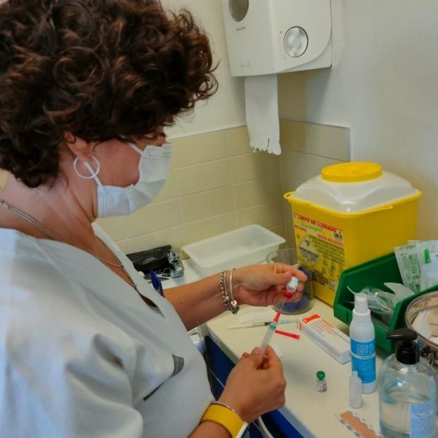 EuropaPress 4641363 sanidad ya administrado casi 5000 dosis vacuna prevenir herpes zoster