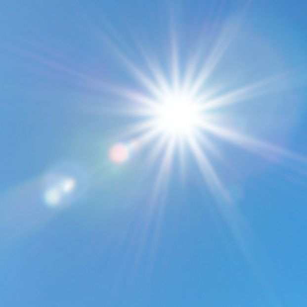 bigstock Blue Sky And Sun Reflection S 450102825