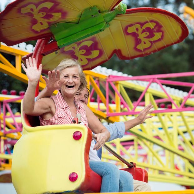 Mayores en el parque de atracciones