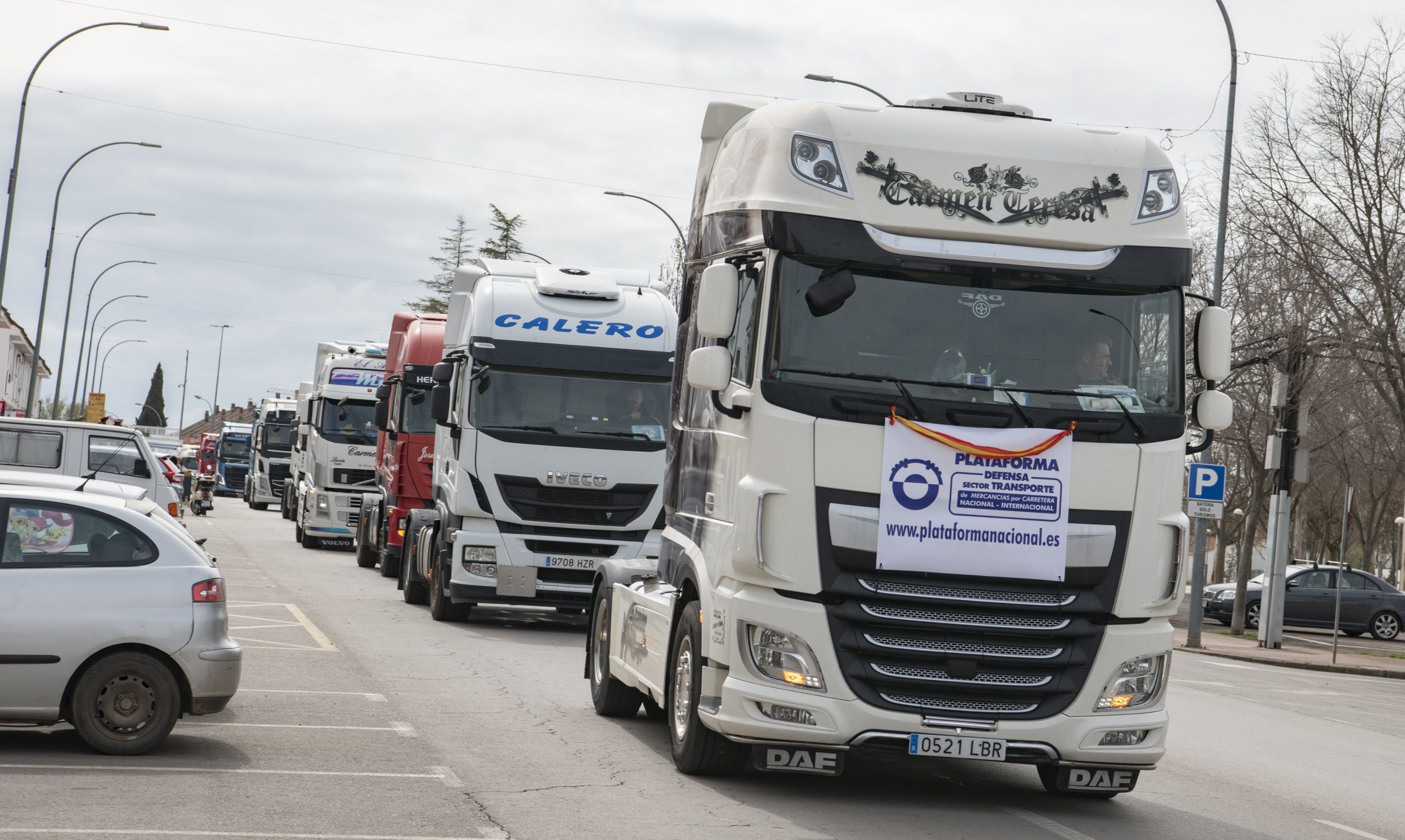 Los transportistas anuncian un nuevo paro indefinido a partir de la medianoche del domingo