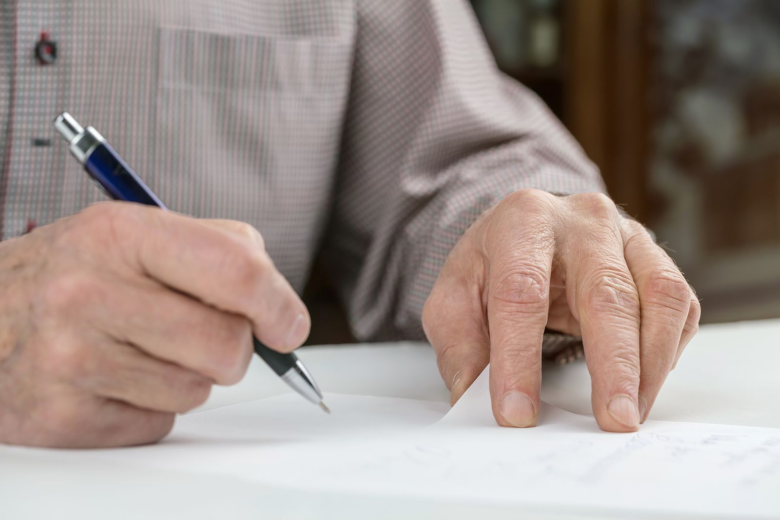 Un abuelo sorprende a su nieto con la herencia que le deja y la historia se hace viral. Foto: Bigstock