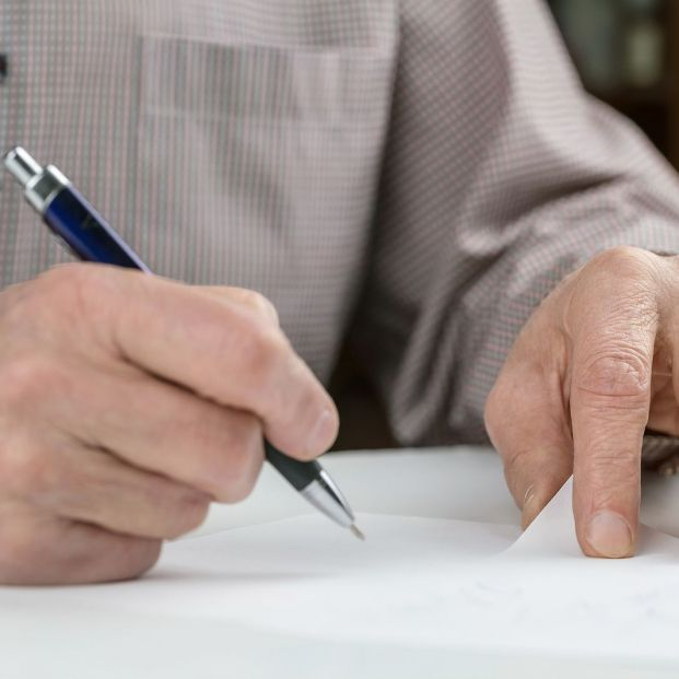 Un abuelo sorprende a su nieto con la herencia que le deja y la historia se hace viral. Foto: Bigstock