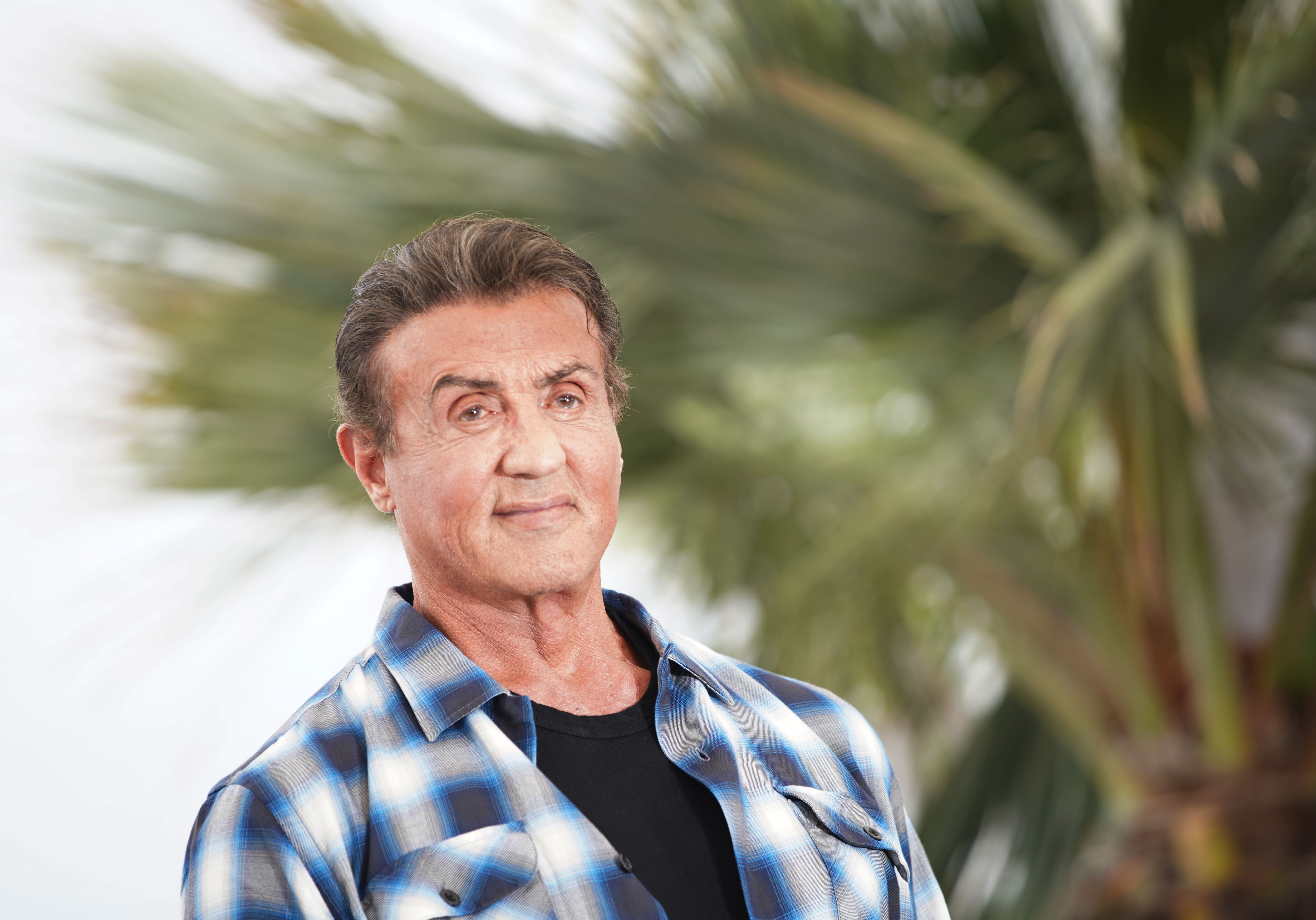 Sylvester Stallone: "Nunca me ha gustado eso que se dice de 'compórtate según tu edad'" Sylvester Stallone: "Nunca me ha gustado eso que se dice de 'compórtate según tu edad'"