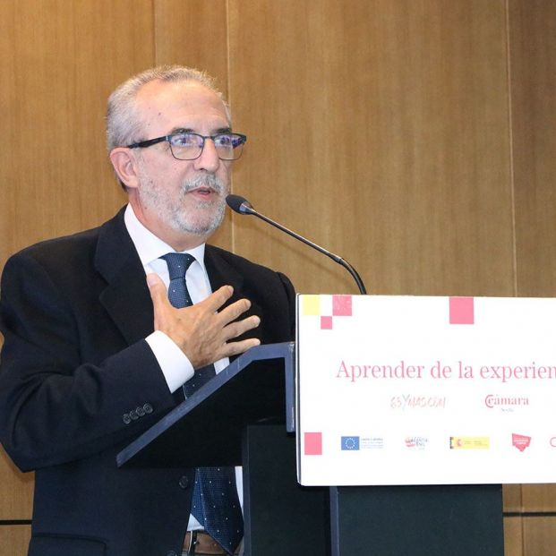 Romay, en la Cámara de Sevilla:  "Un equipo debe explotar sus diferencias para ser genial"