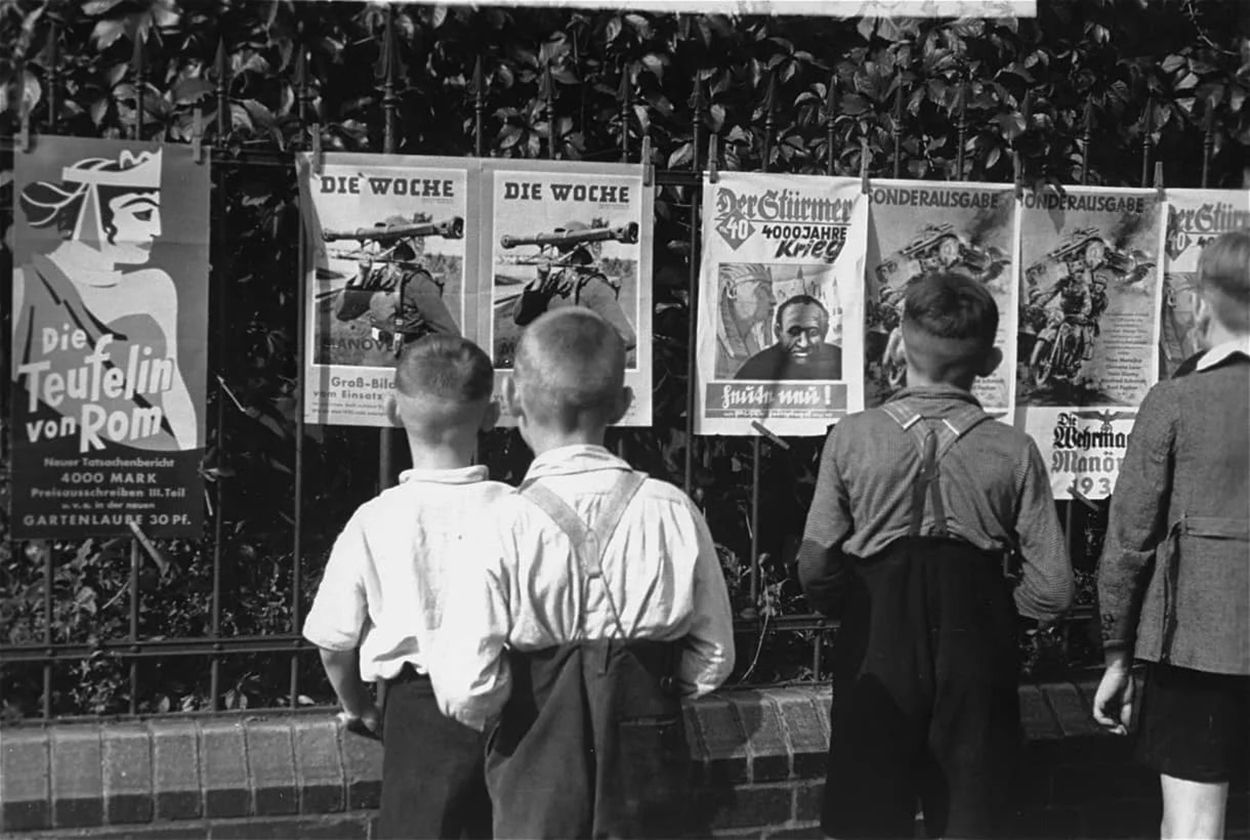 La propaganda nazi de 1927 a 1945 revela la deshumanización de los judíos en el Holocausto