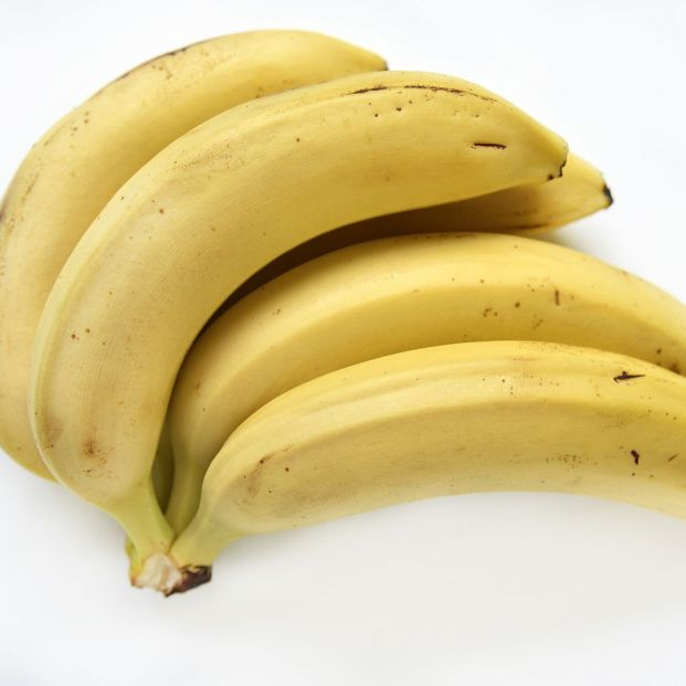 Por qué no hay que retirar las fibras del plátano 