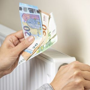 La letra pequeña de la TUR para calefacción central: este es el coste de los contadores individuales La letra pequeña de la TUR para calefacción central: este es el coste de los contadores individuales