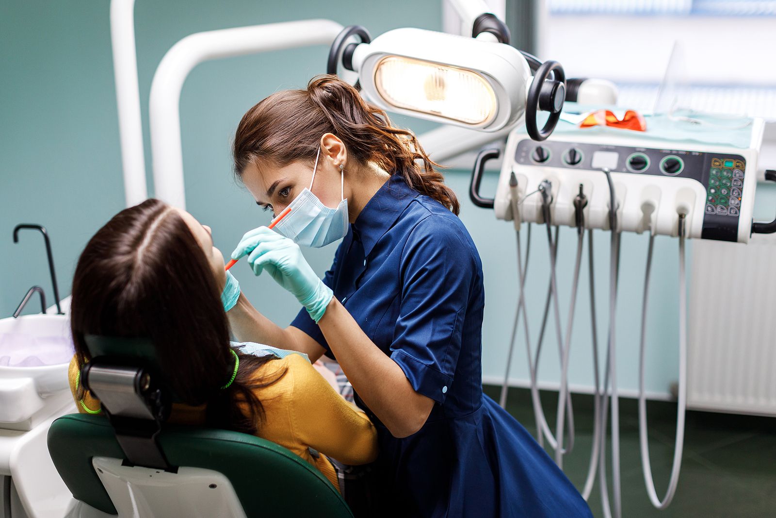 Las personas con diabetes son más propensas a padecer caries y enfermedad periodontal