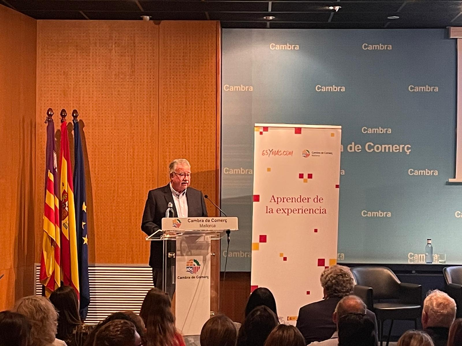 Eduardo Soriano: “Los senior aportan calma, temple y conocimientos para resolver conflictos” Eduardo Soriano: “Los senior aportan calma, temple y conocimientos para resolver conflictos”