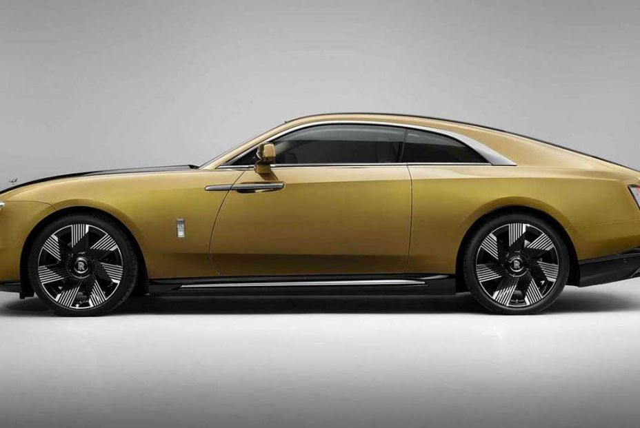 Rolls Royce Spectre 13