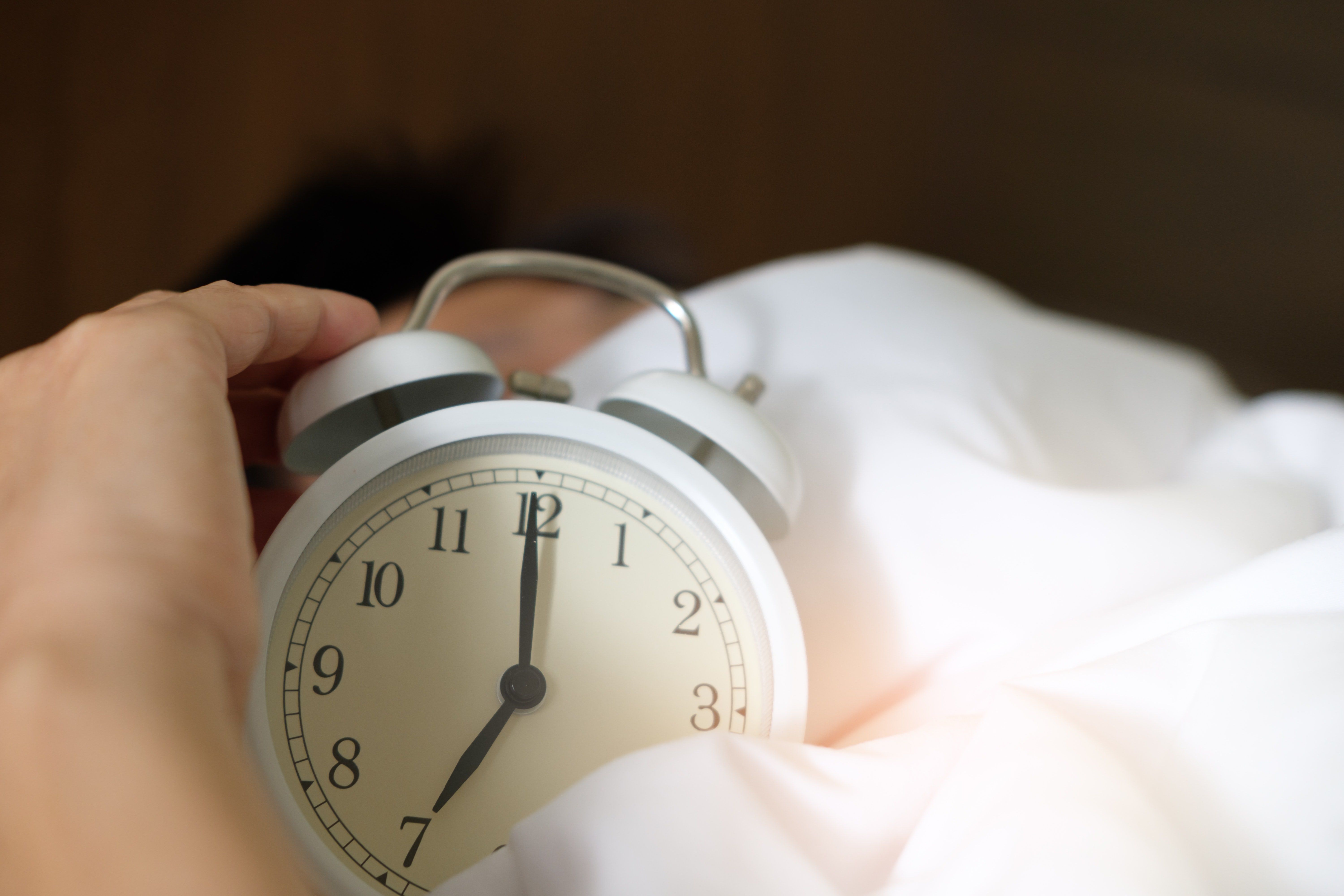 ¿Retrasar la alarma cinco minutos más realmente sirve de algo? Foto: Europa Press