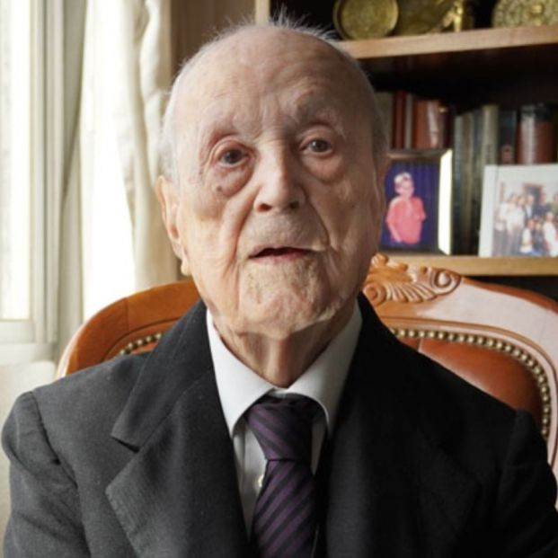 Muere Arsacio Peña, el médico más longevo de España, a los 108 años. Foto: Colegio de Médicos de Granada