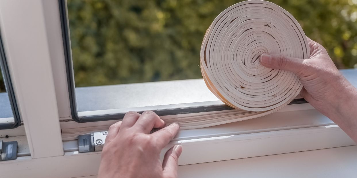 Qué son los burletes y cómo funcionan para aislar ventanas