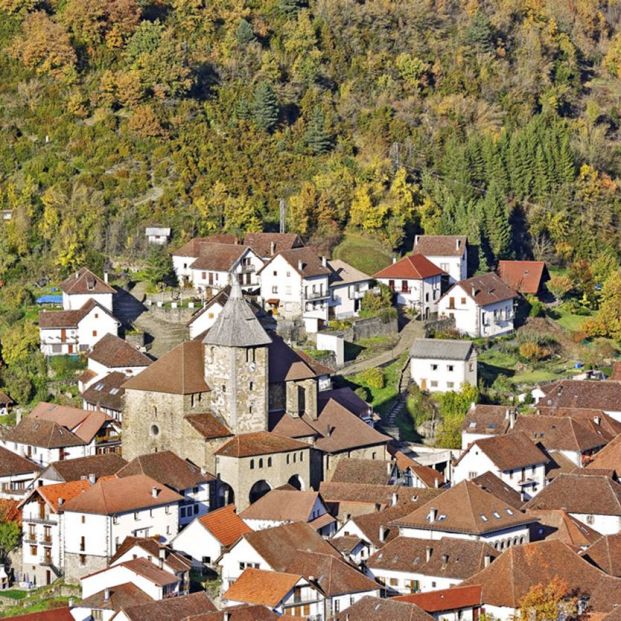 En el valle de Salazar se esconde un pueblo de postal Ochagavía En el valle de Salazar se esconde un pueblo de postal Ochagavía