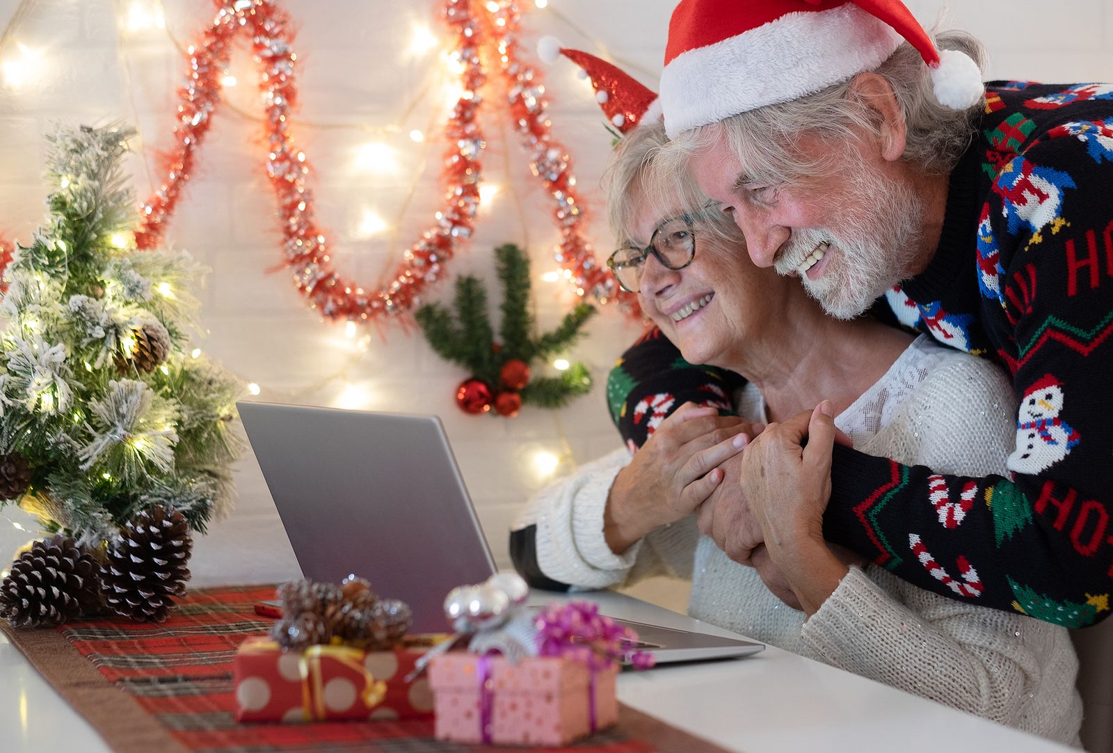 Los mayores, el colectivo que más invierte en la celebración de la Navidad