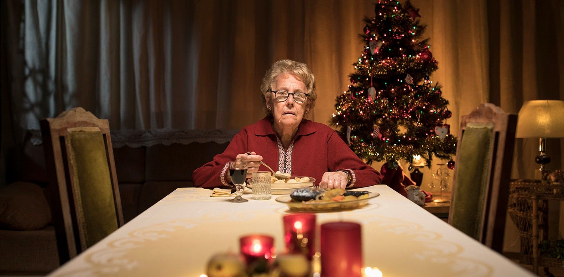 'Esta Navidad, ¿cuál es tu deseo?': la campaña de Amigos de los Mayores contra la soledad en fiestas