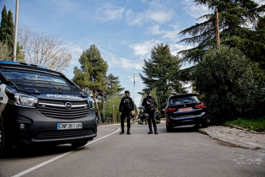 Explota una carta bomba en la Embajada de Ucrania en Madrid