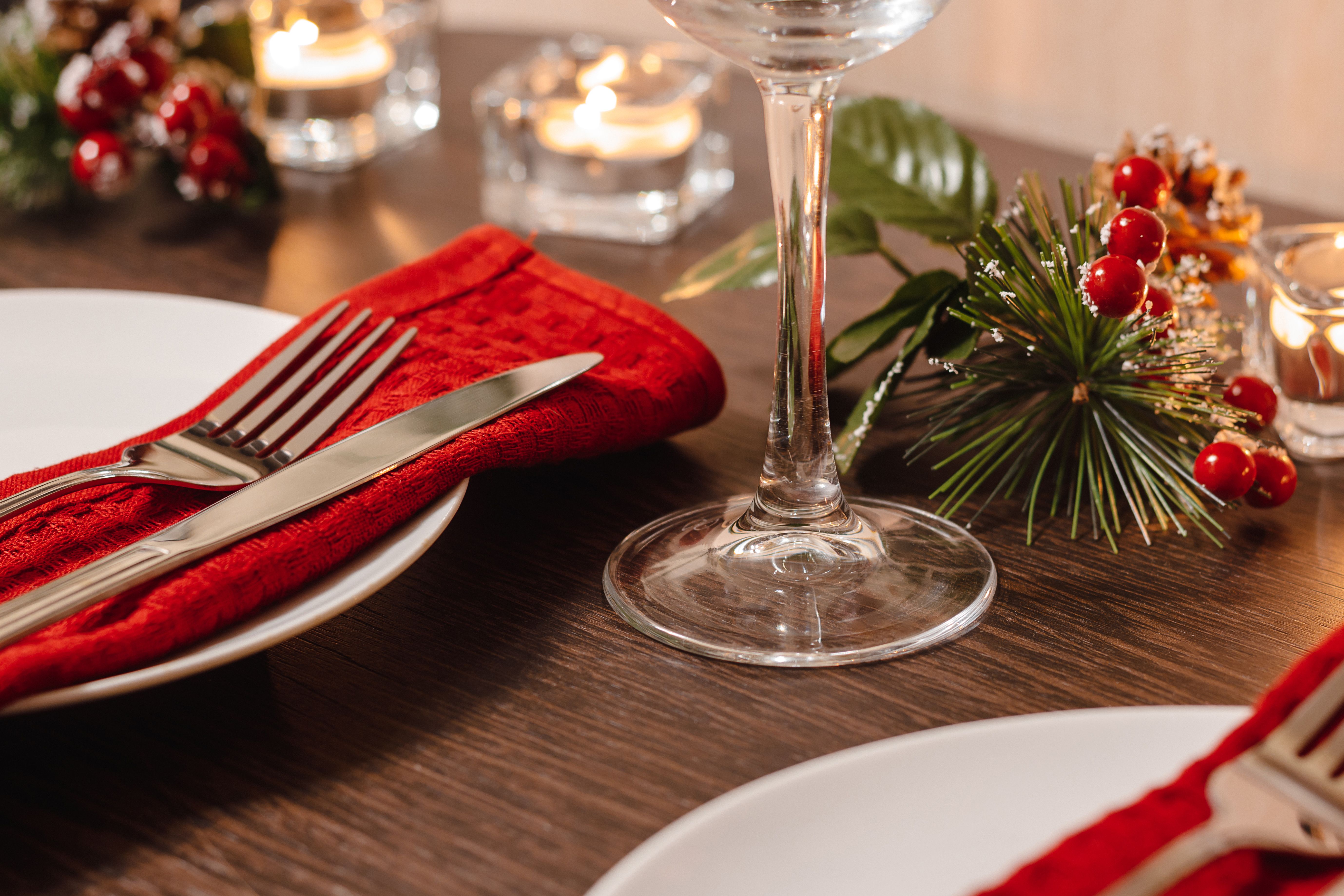Decora tu mesa en Navidad con estas propuestas de Mercadona. Foto: Bigstock