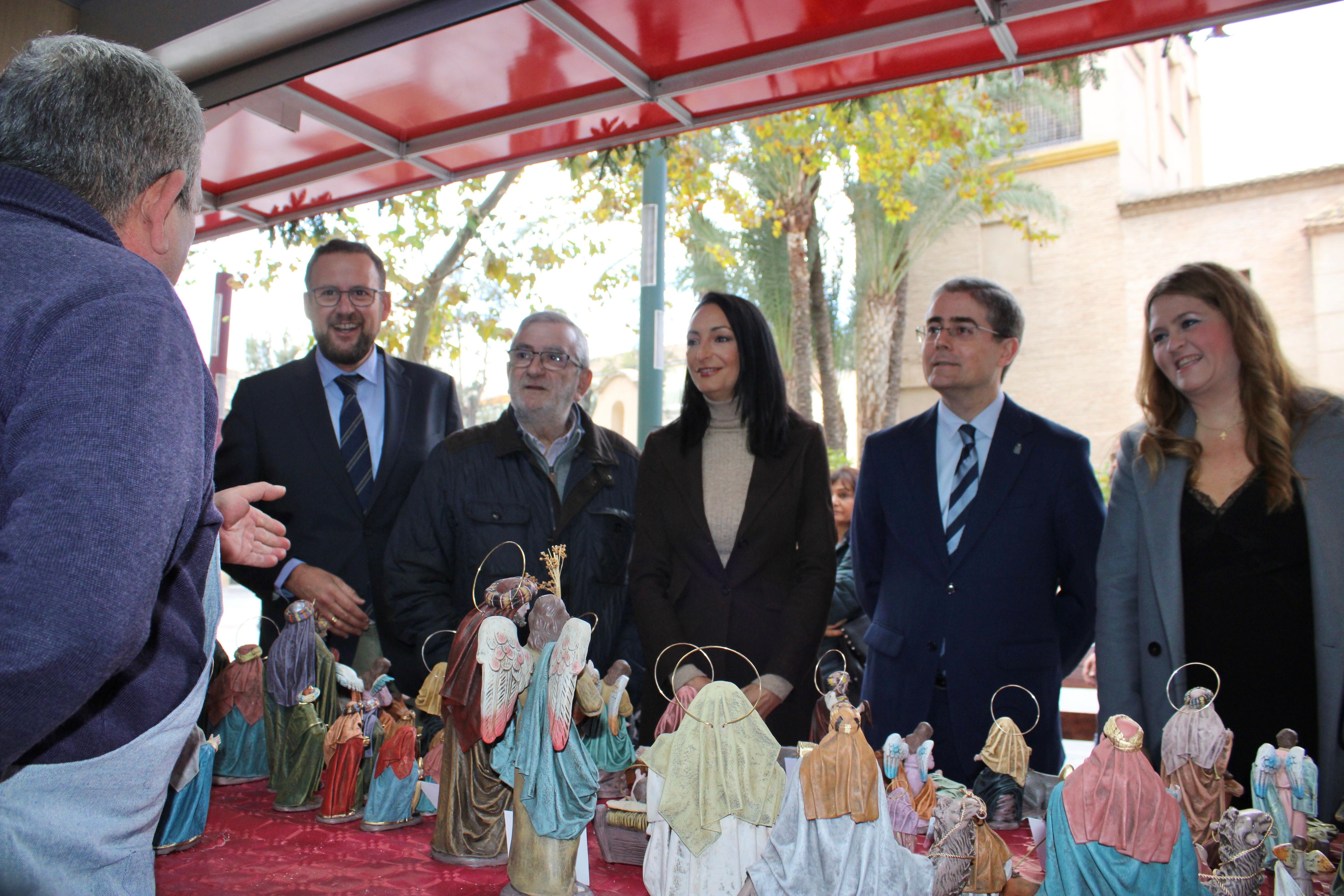 38ª edición de la Muestra de Artesanía de Navidad de la Región de Murcia. EuropaPress 4851517 consejera empresa empleo universidades portavocia valle miguelez inauguro