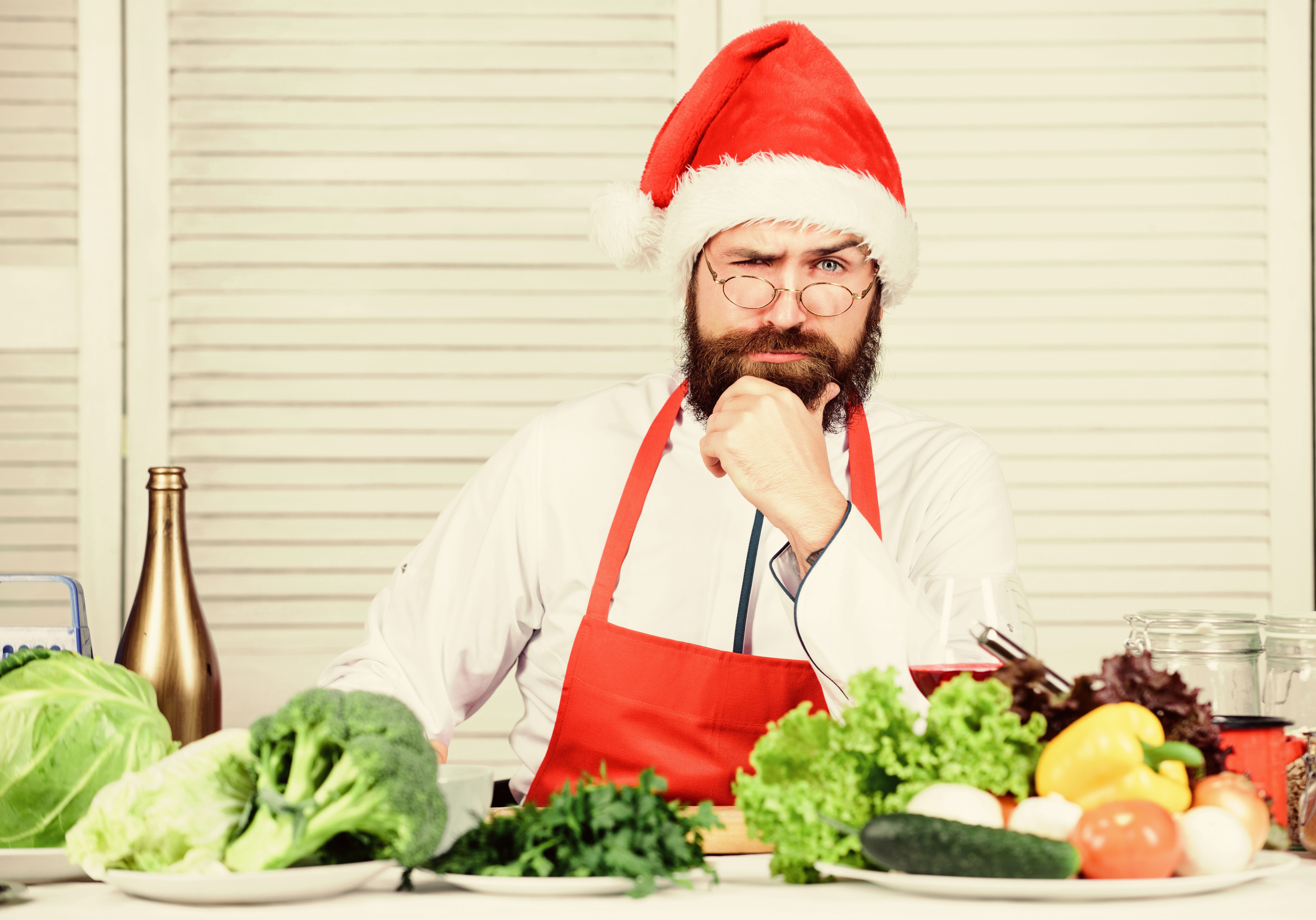 Consejos para no tener problemas con los 'atracones' de comida durante esta Navidad 