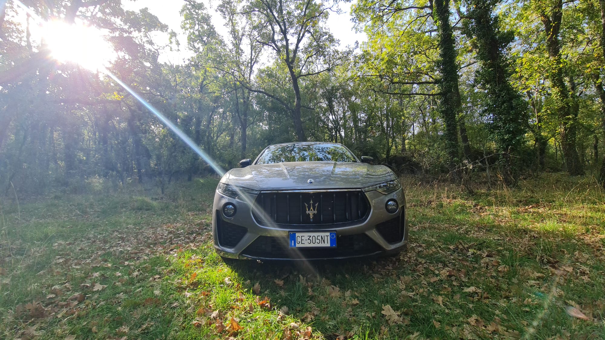 Maserati Levante frontal