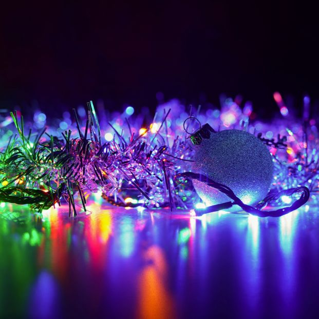 Cómo arreglar las luces de Navidad si fallan. Foto: Bigstock