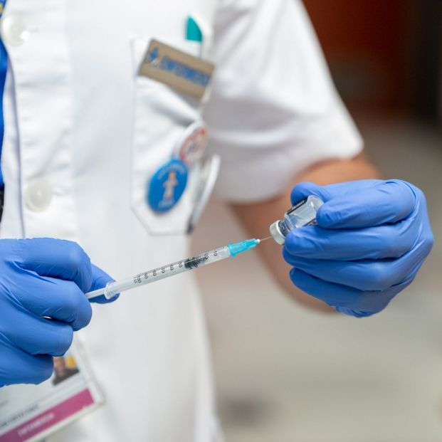 Los médicos, tras dos años de vacunación contra la Covid: "Ha resultado esencial"