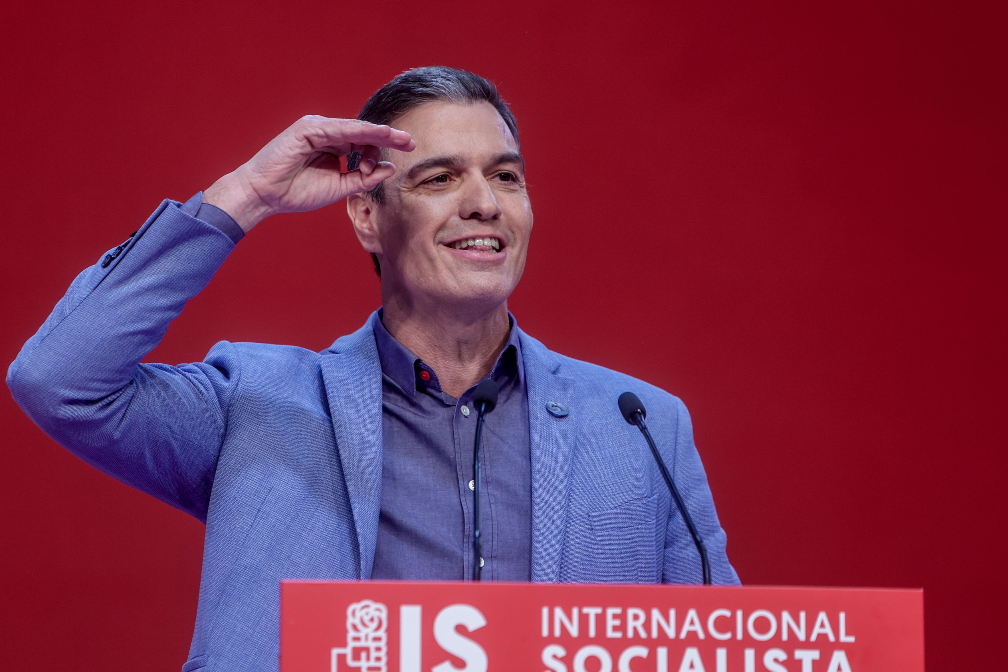 El CIS recorta la ventaja del PSOE sobre el PP tras las polémicas de la sedición y 'sólo sí es sí'