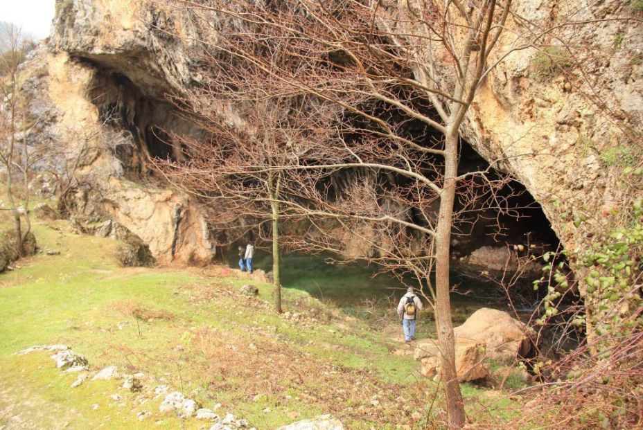 Cueva del agua del Río Segura