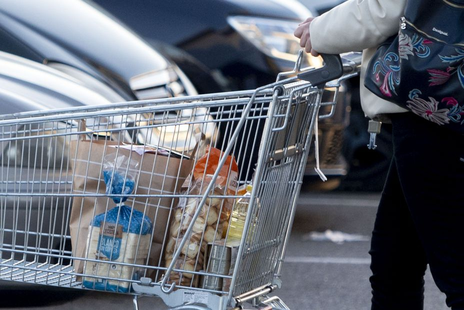 Rebaja del IRPF y del IVA a alimentos, entre las medidas fiscales para este 2023. Foto: Europa Press