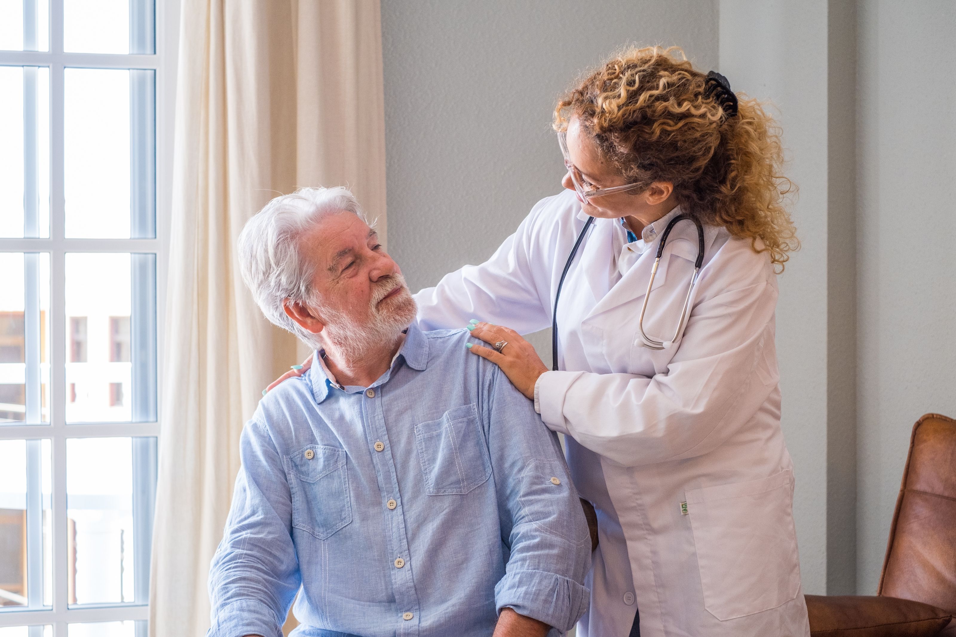 ¿Se puede solicitar la jubilación estando de baja médica? Foto: Bigstock