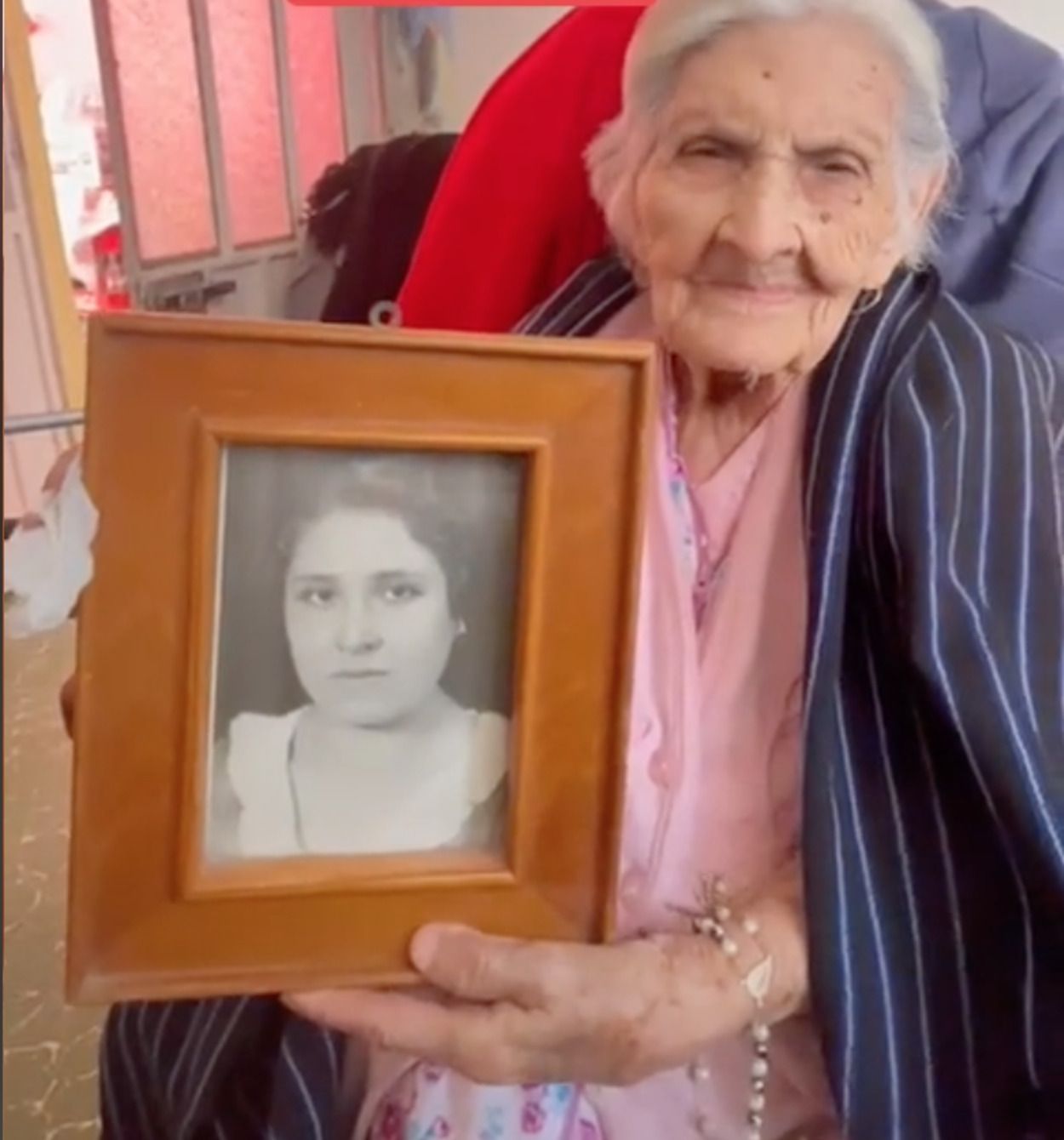 VÍDEO: Ana María, la mujer de 105 años que triunfa en TikTok por su energía incansable