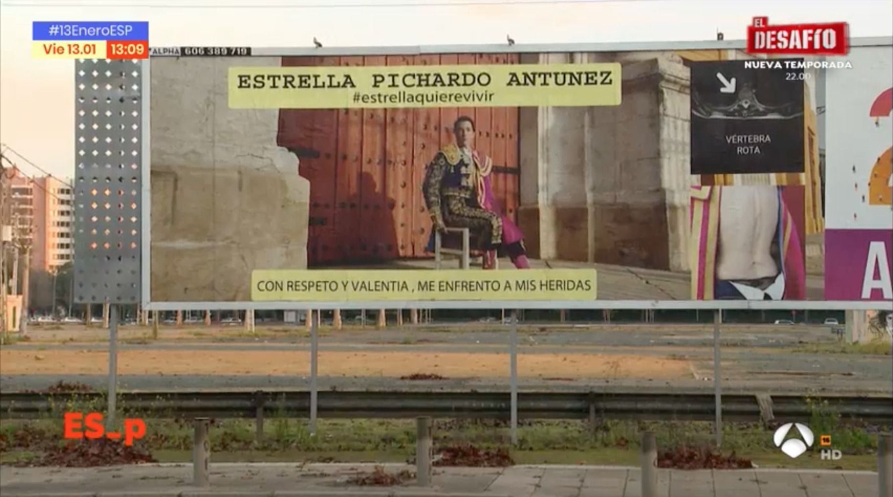 Contrata una valla publicitaria y se viste de torera para que le operen: "Tengo la vértebra rota" Contrata una valla publicitaria y se viste de torera para que le operen: "Tengo la vértebra rota"