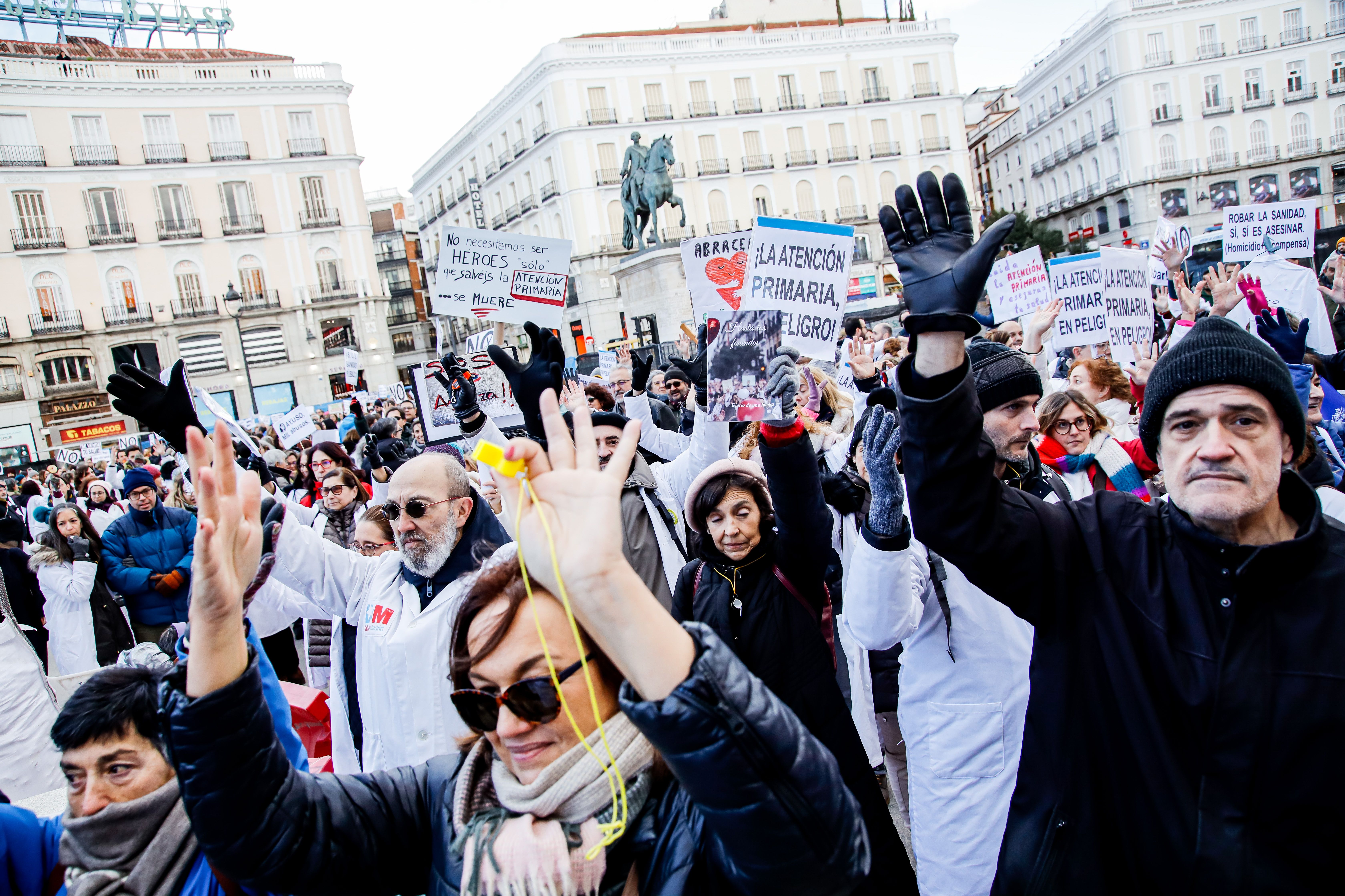 La PMP respalda las demandas del personal sanitario pidiendo reformas urgentes en la sanidad pública. Foto: Europa Press