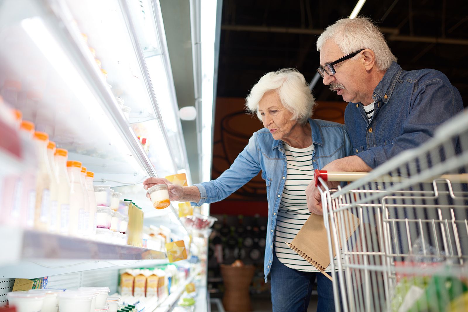 Leches enriquecidas: ¿vale la pena pagar hasta un 50% más por su contenido en calcio u Omega 3?