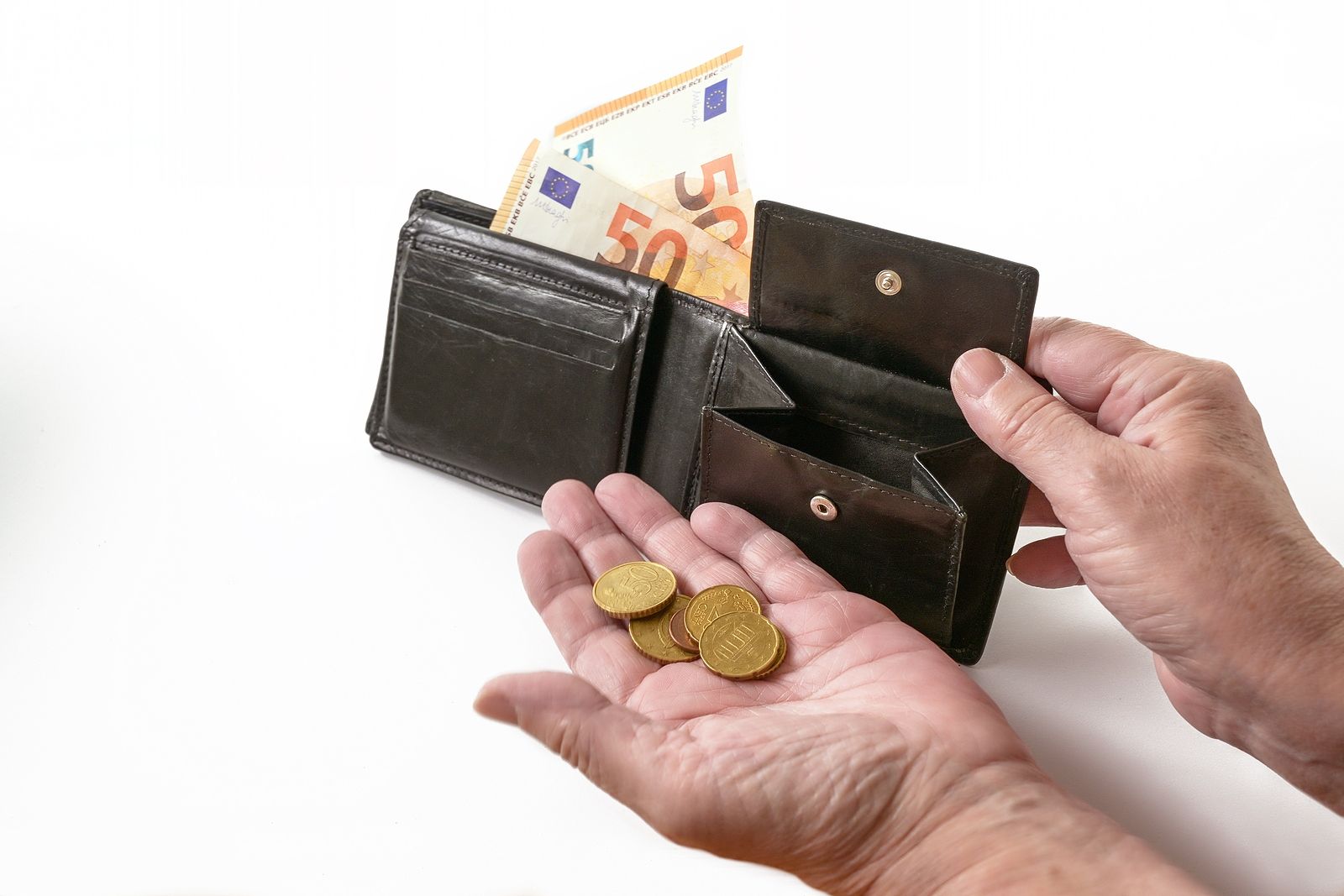 La pensión de viudedad y la de autónomos, casi 200€ por debajo del SMI, pese a la subida del 8,5%