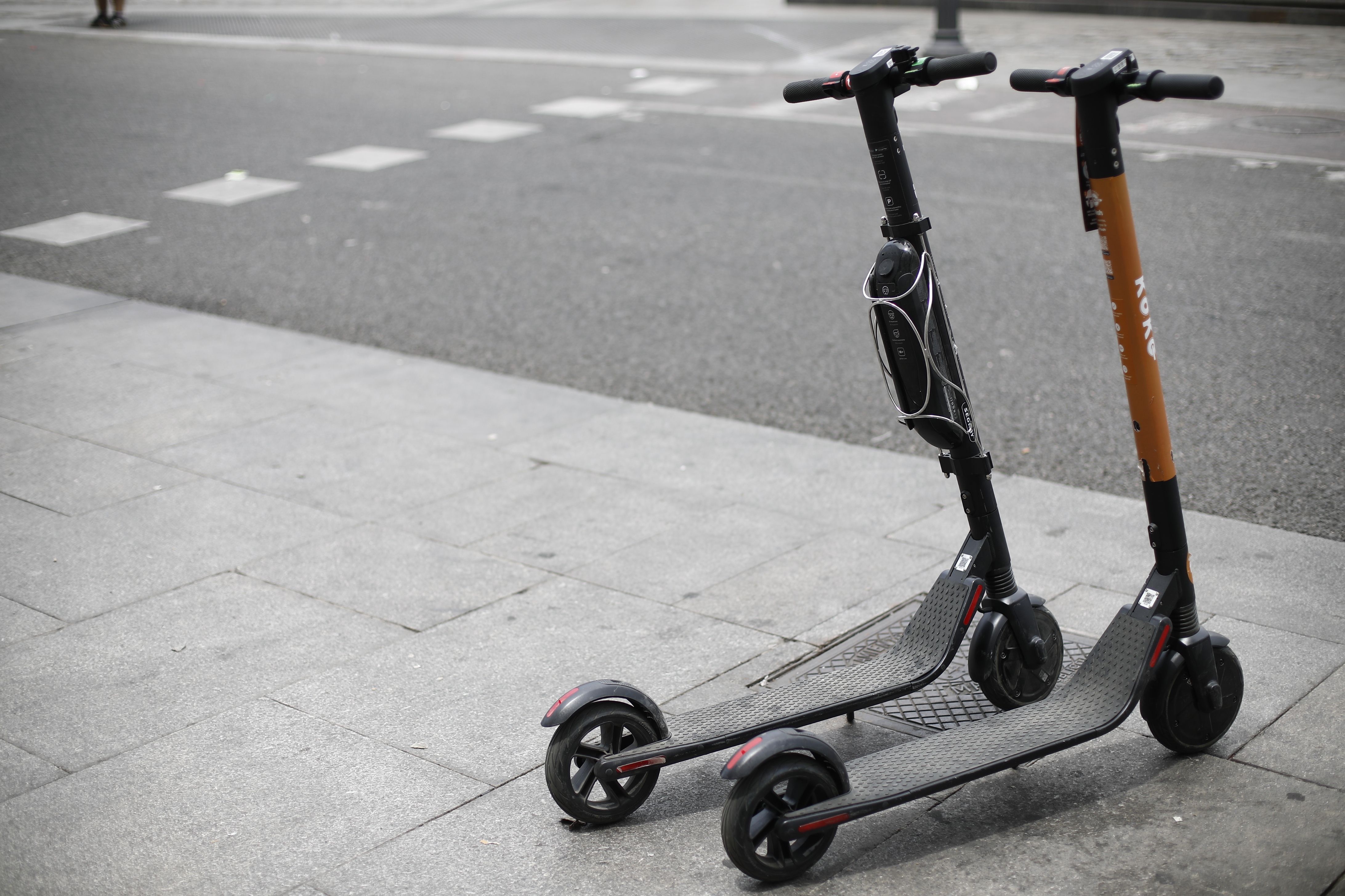 Muere un hombre de 61 años al desplomarse mientras circulaba en patinete