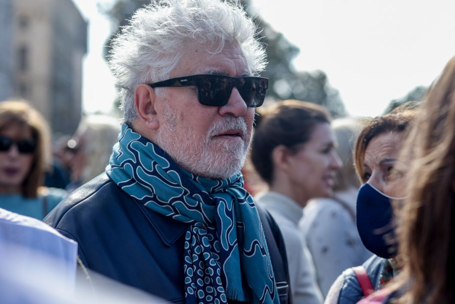 EuropaPress 4809100 director cine pedro almodovar marcha junto 200000 personas delegacion