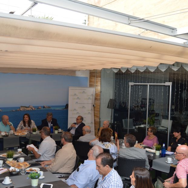 'Desayunos Mayores Amigos' en CEOMA 'Desayunos Mayores Amigos' en CEOMA