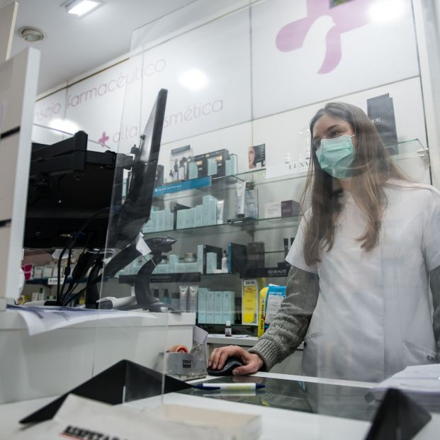 Farmacéuticos promueven el uso de 'FarmaHelp' en toda España para combatir las falta de medicamentos. Foto: Europa Press