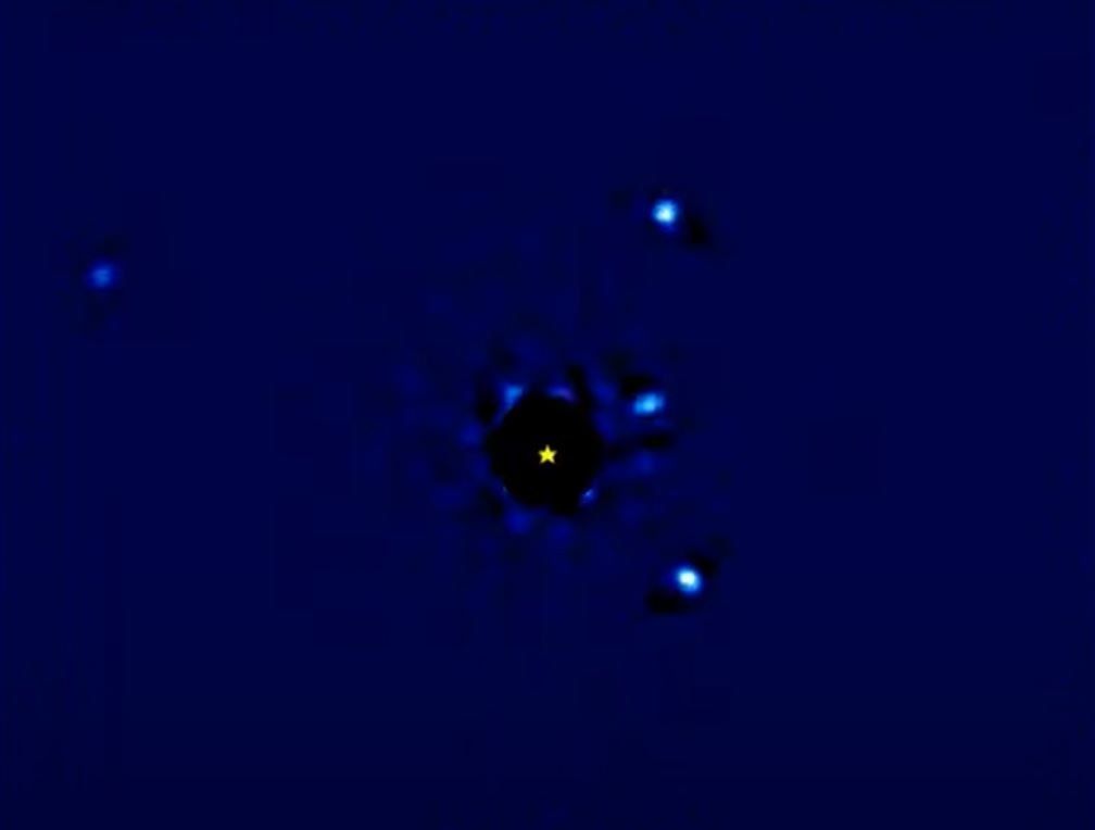 Imágenes antes nunca vista del movimiento entre planetas a 133 años luz