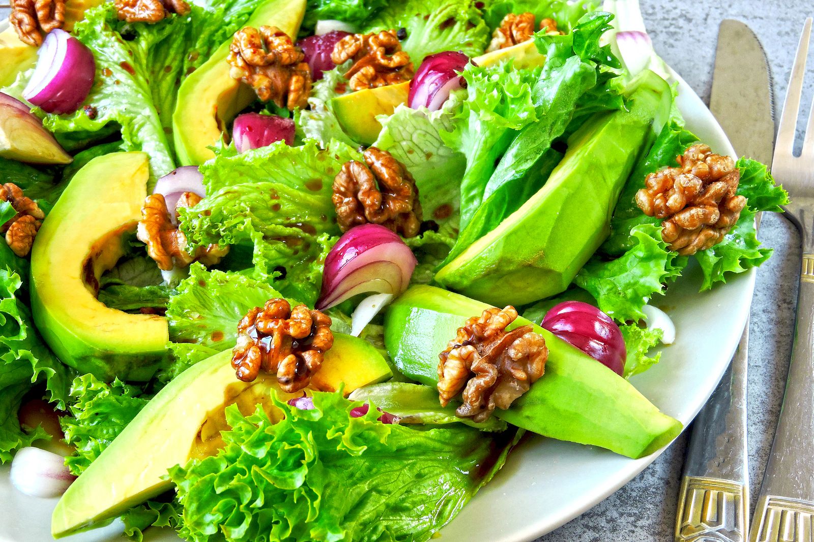 Consejos nutricionales para mayores cuando llega el calor