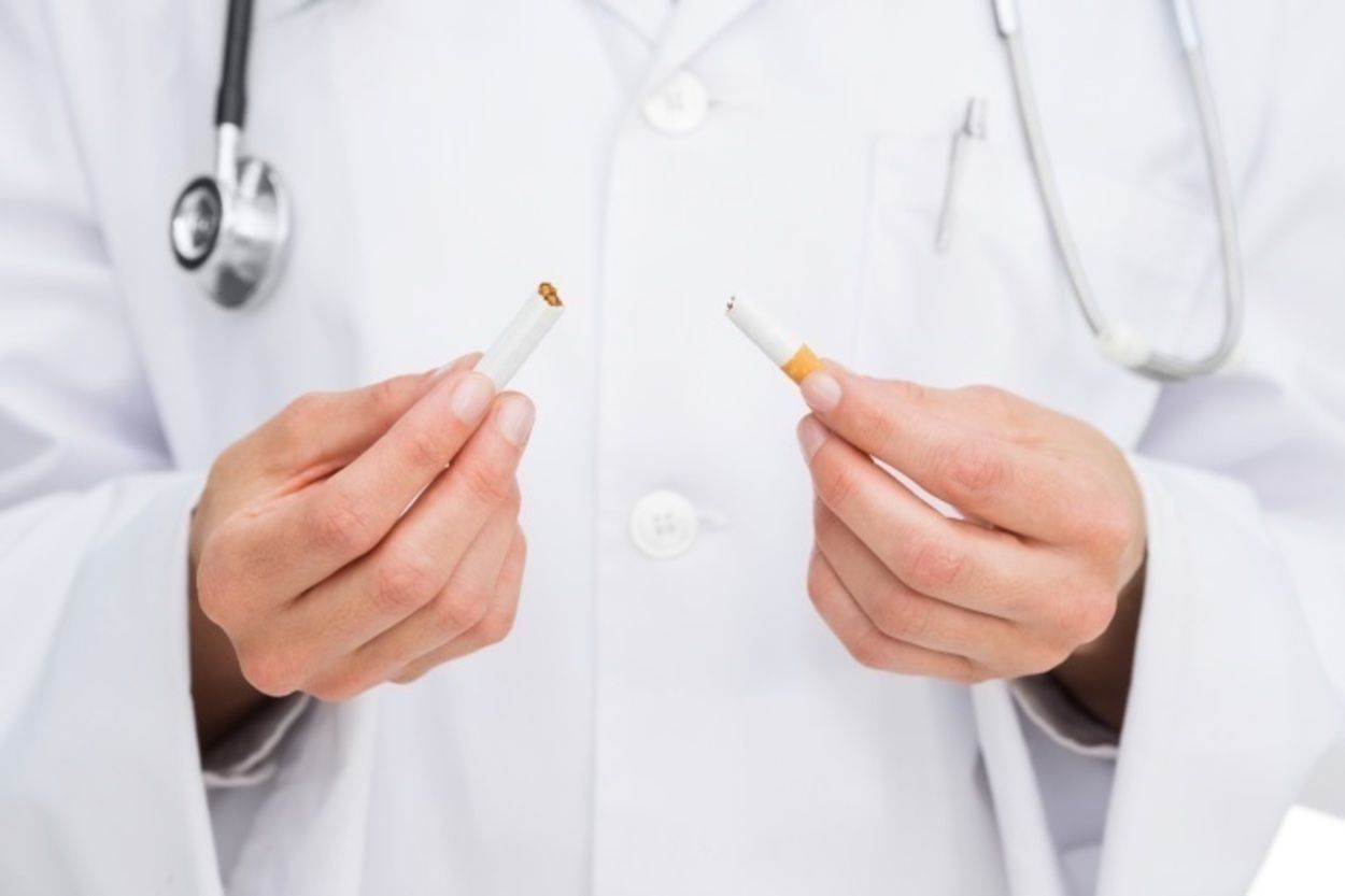 'Todacitan': así funciona el tratamiento financiado por Sanidad para dejar de fumar en 25 días