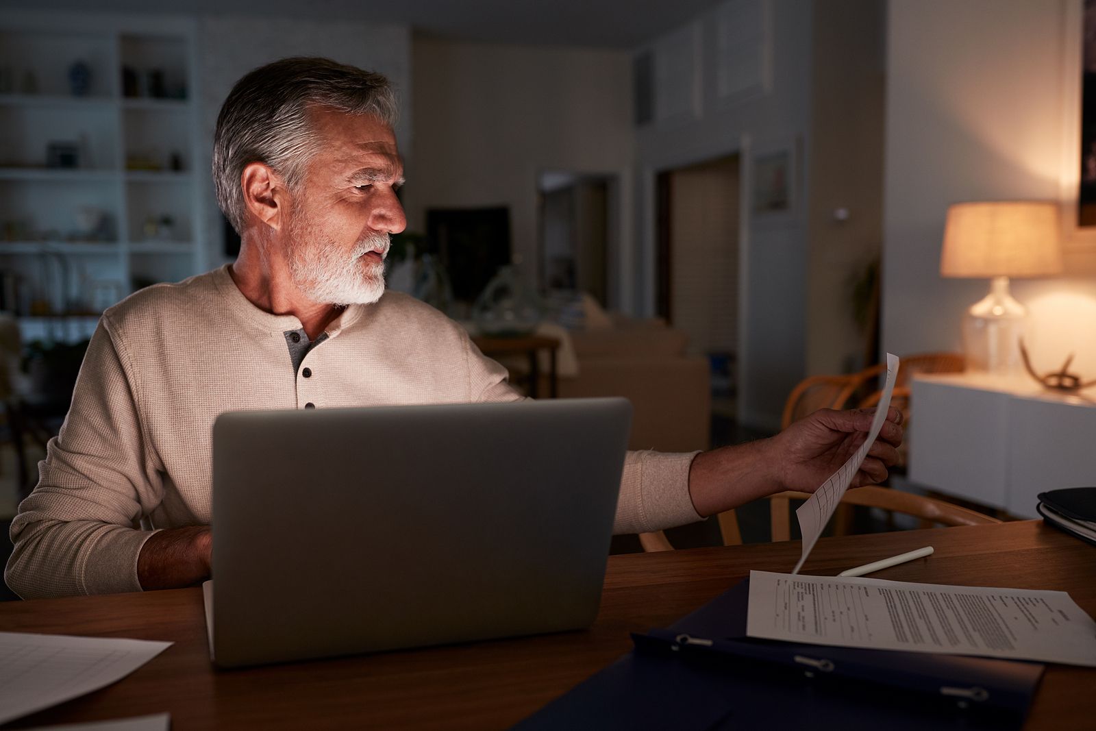 Factura de la luz: errores que pasan desapercibidos y hacen que paguemos más