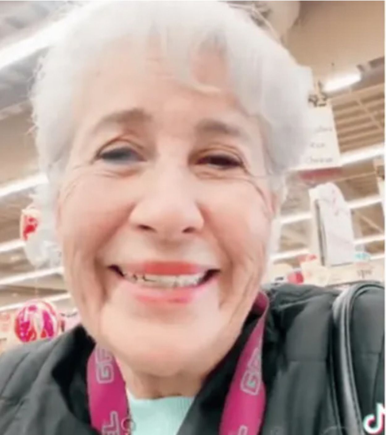 El mensaje viral de una mujer de 75 años recién divorciada: "Hay que vivir y dejar vivir"
