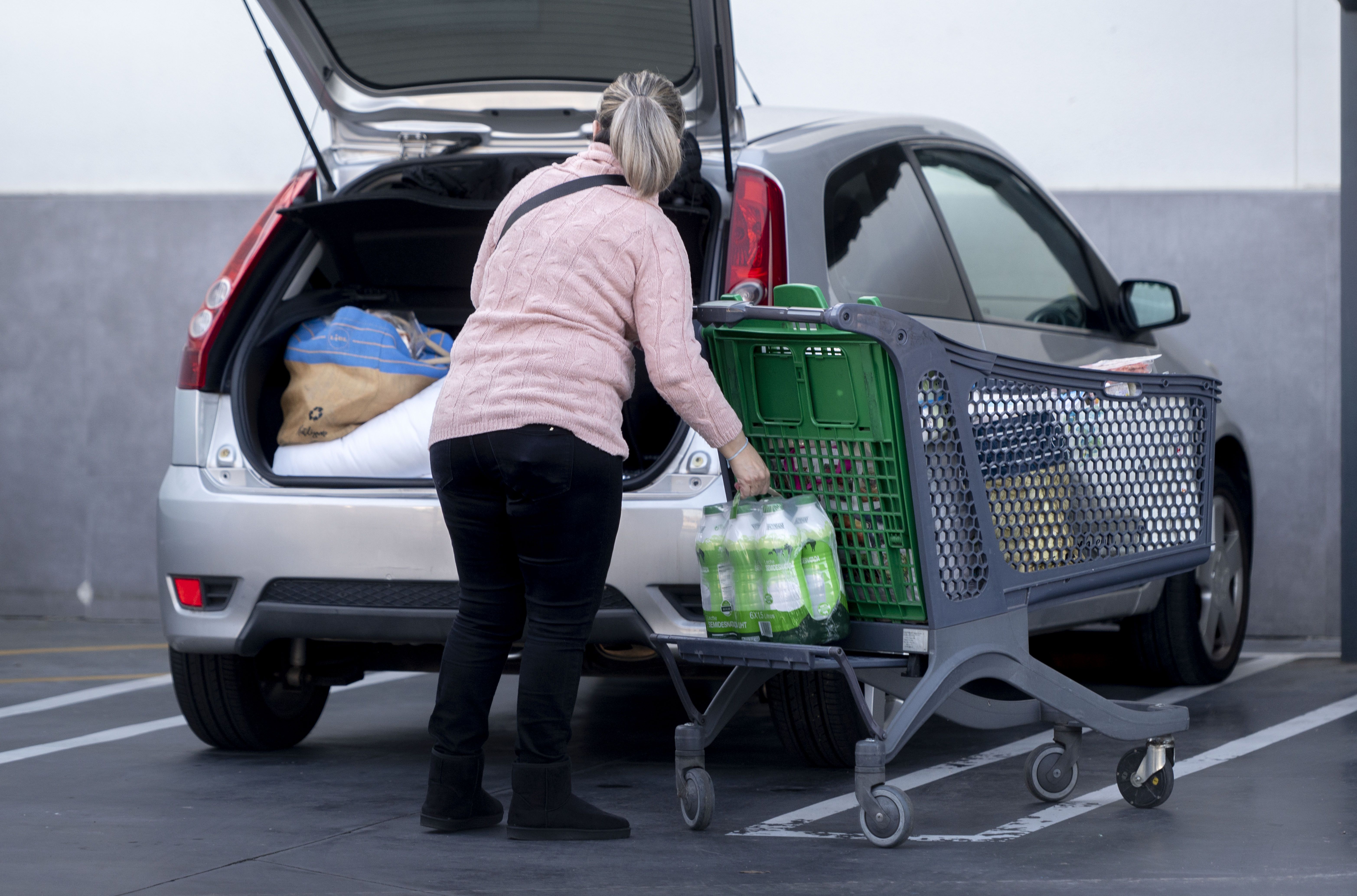 La OCU denuncia que la bajada del IVA no se está aplicando en el 26% de los alimentos