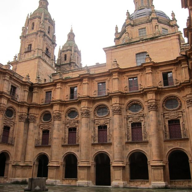 EuropaPress 2715899 claustro universidad pontificia salamanca