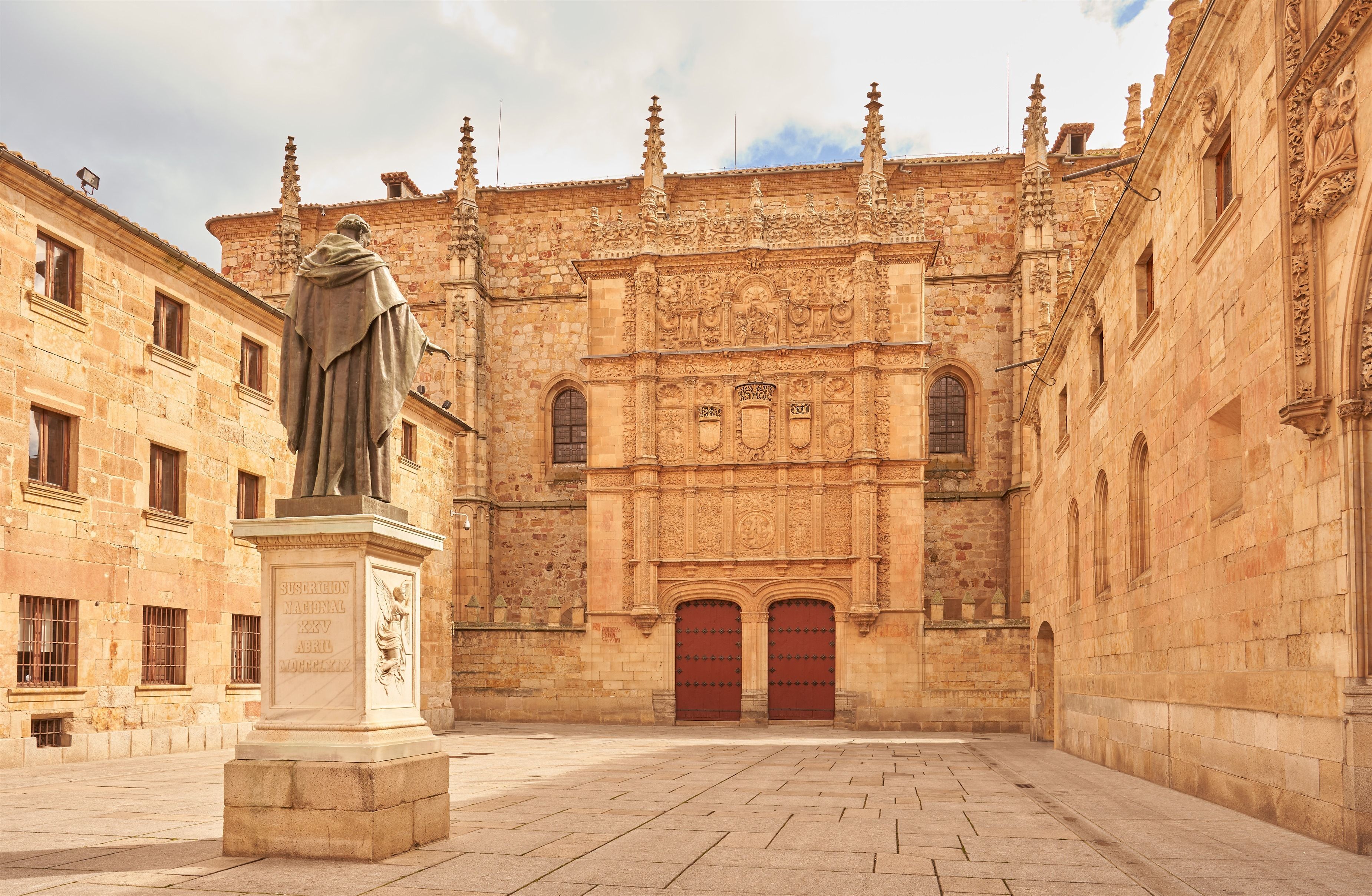 El Ayuntamiento y las universidades de Salamanca organizan actividades formativas para mayores de 55